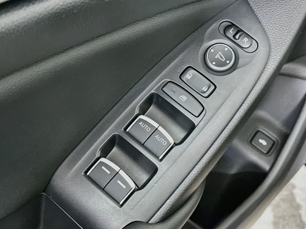 Used 2020 Honda Accord EX image 29