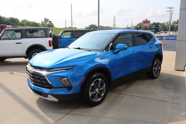 Used 2025 Chevrolet Blazer LT AWD/4WD image 5