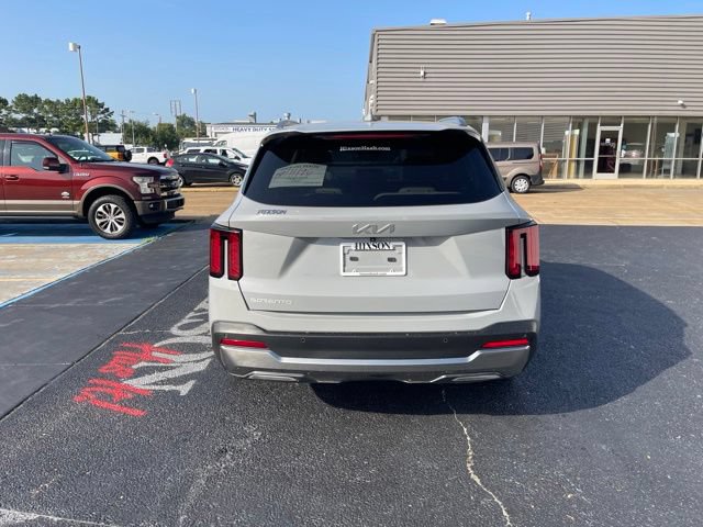 Used 2025 Kia Sorento S w/ Panoramic Sunroof Package FWD image 6