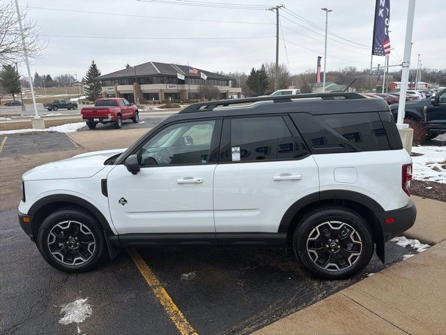 Certified 2025 Ford Bronco Sport Outer Banks w/ Outer Banks Tech Package+ image 4