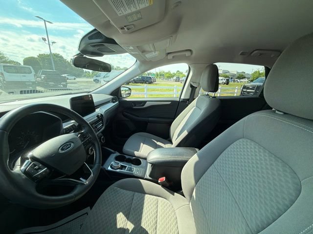 Certified 2022 Ford Escape SE w/ SE Sport Appearance Package AWD/4WD image 21
