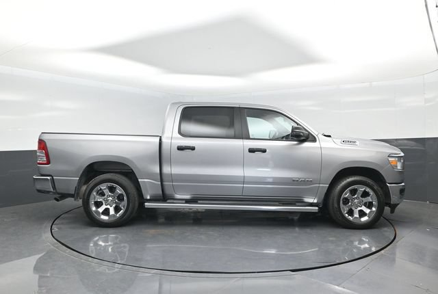 Used 2023 RAM 1500 Big Horn AWD/4WD image 3