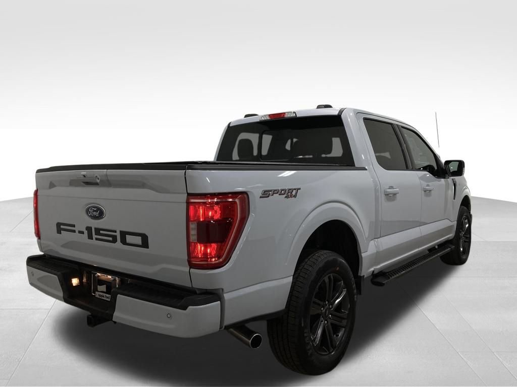 Certified 2022 Ford F150 XLT w/ Equipment Group 302A High image 4