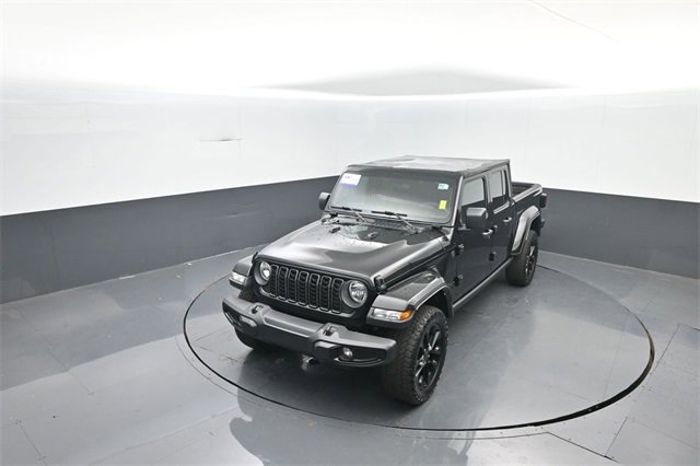 Used 2024 Jeep Gladiator Sport image 26