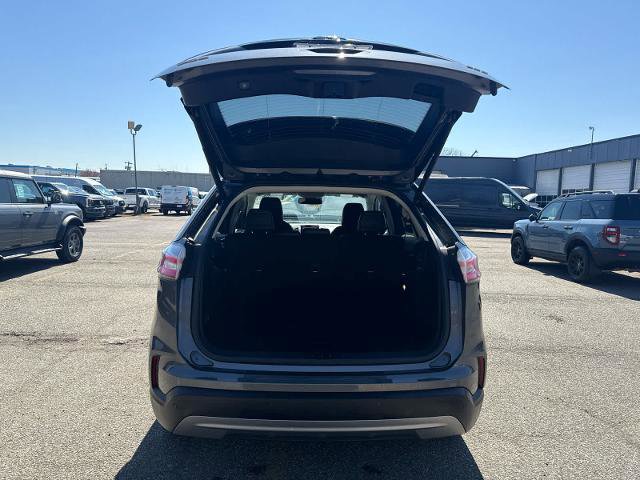 Certified 2023 Ford Edge SEL w/ Convenience Package AWD/4WD image 9