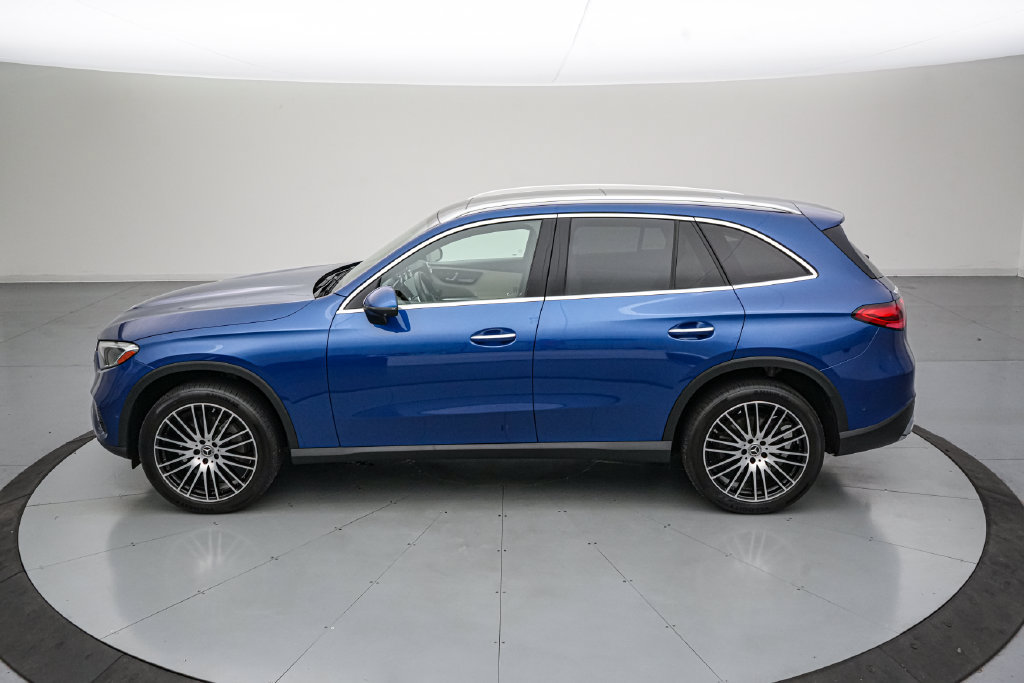 Used 2023 Mercedes-Benz GLC 300 4MATIC image 7