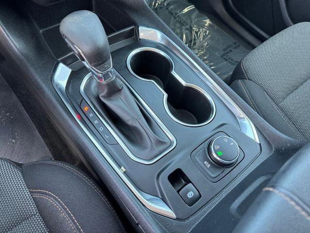 Used 2021 Chevrolet Traverse LT image 23