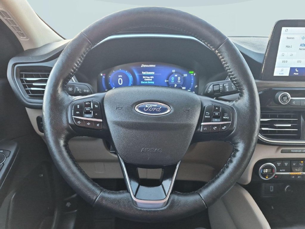 Certified 2020 Ford Escape Titanium AWD/4WD image 14
