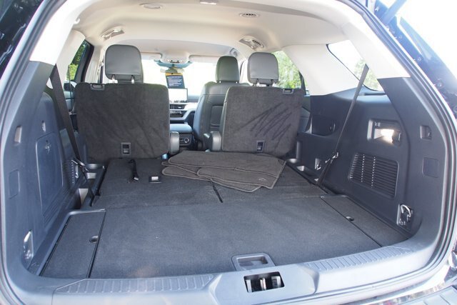 Certified 2025 Ford Explorer Active w/ Active Comfort Package RWD image 16