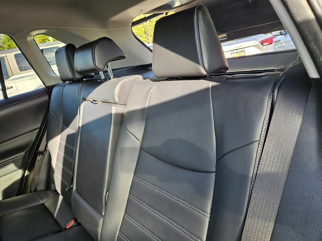 Used 2022 Toyota RAV4 XLE Premium AWD/4WD image 16