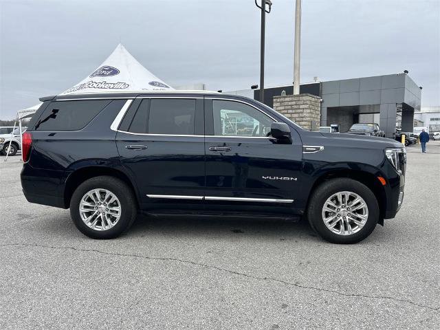 Used 2024 GMC Yukon SLT image 3