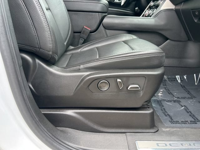 Used 2023 GMC Yukon Denali AWD/4WD image 24