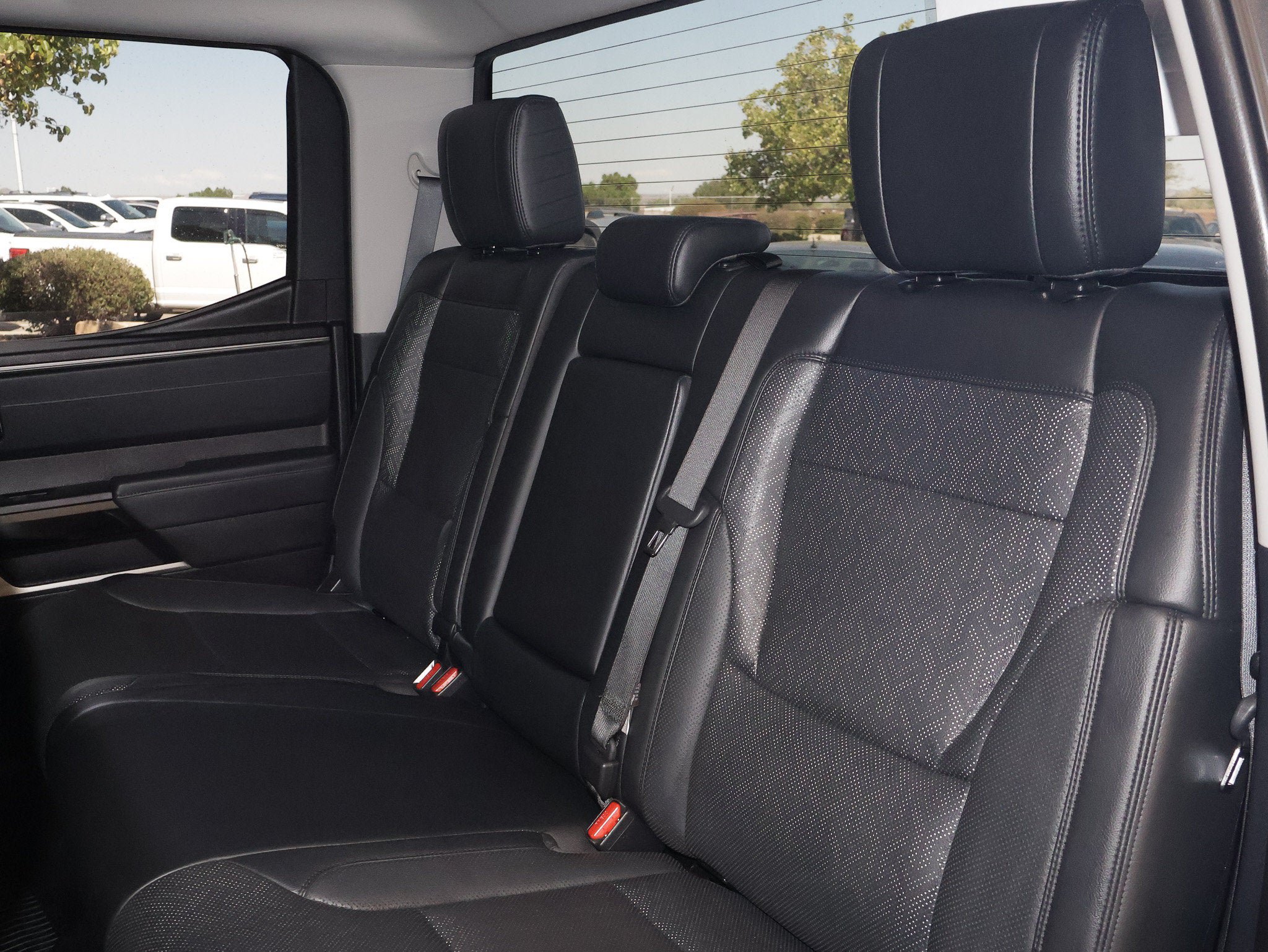 Used 2023 Toyota Tundra Limited AWD/4WD image 37