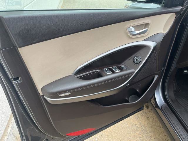 Used 2017 Hyundai Santa Fe Sport image 18