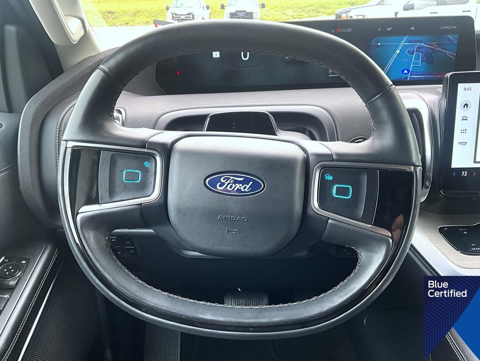 Certified 2025 Ford Expedition Platinum AWD/4WD image 11