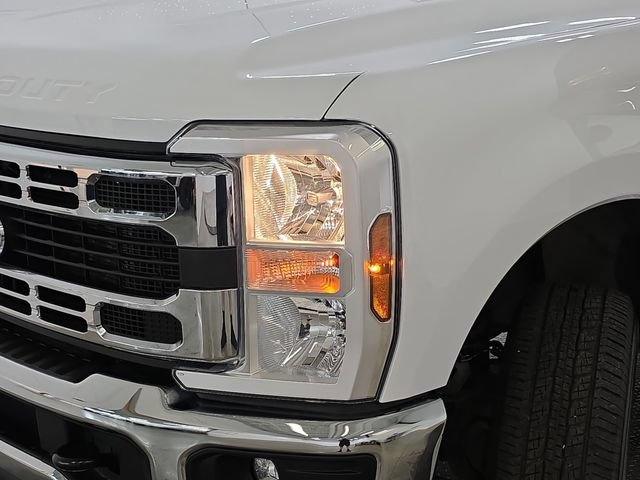 Certified 2026 Ford F250 XLT AWD/4WD image 27