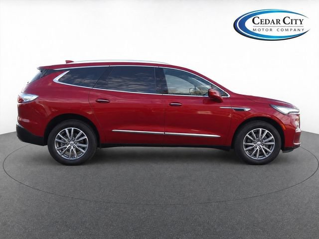 Used 2023 Buick Enclave Essence AWD/4WD image 8