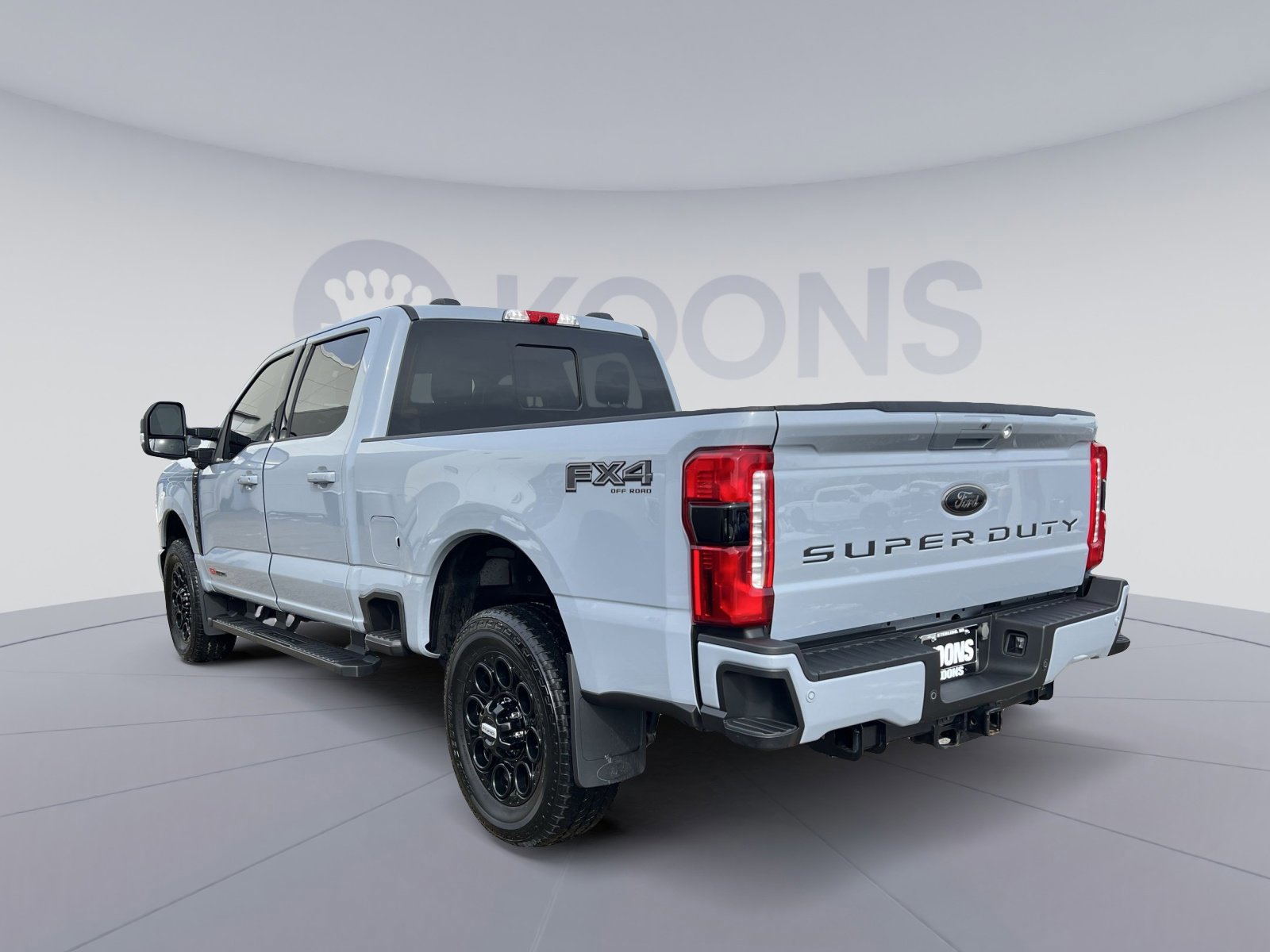 Certified 2024 Ford F250 Lariat w/ Lariat Ultimate Package image 3
