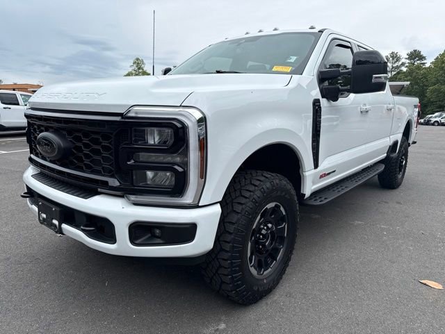 Certified 2025 Ford F350 Lariat w/ Tremor Off-Road Package AWD/4WD video 1