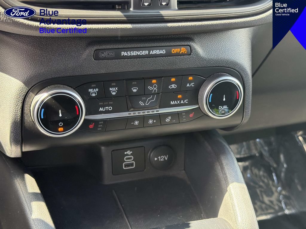 Certified 2024 Ford Escape ST-Line AWD/4WD image 28