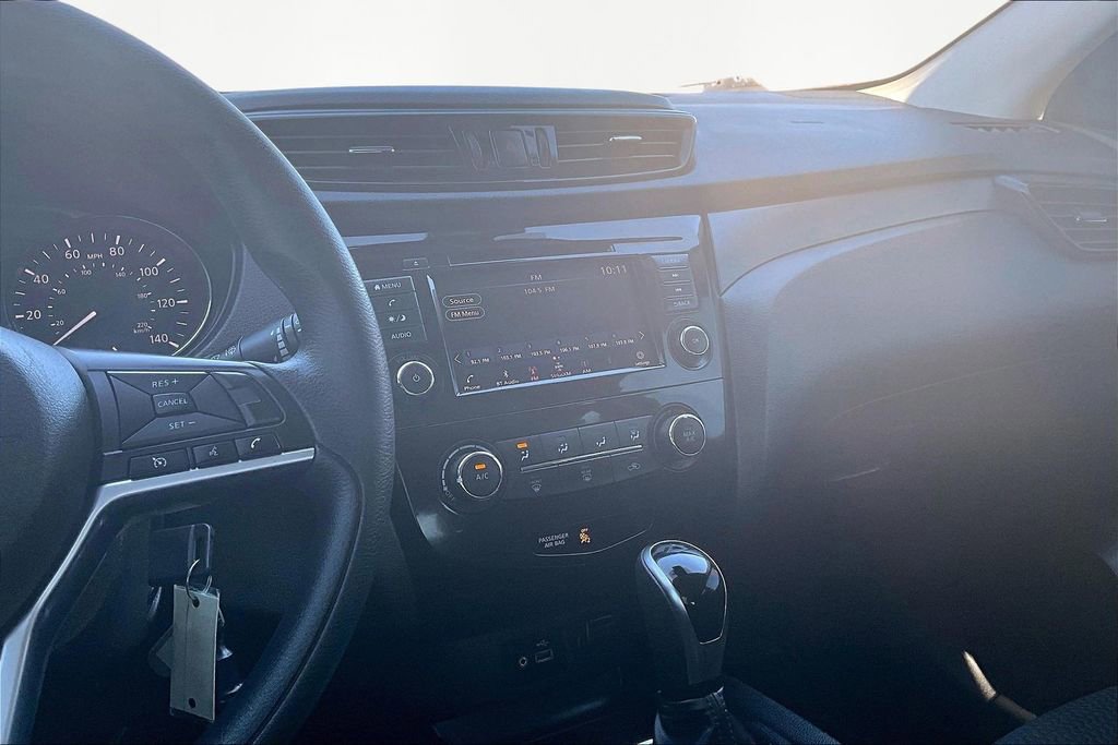 Used 2022 Nissan Rogue Sport S FWD image 7