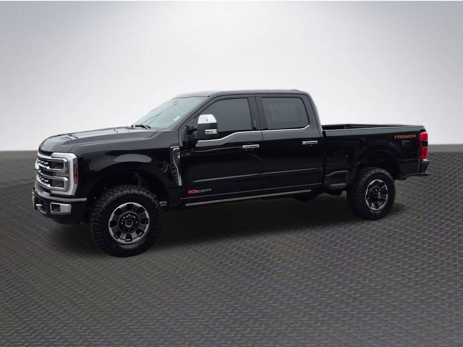 Certified 2024 Ford F250 Platinum w/ Tremor Off-Road Package image 2