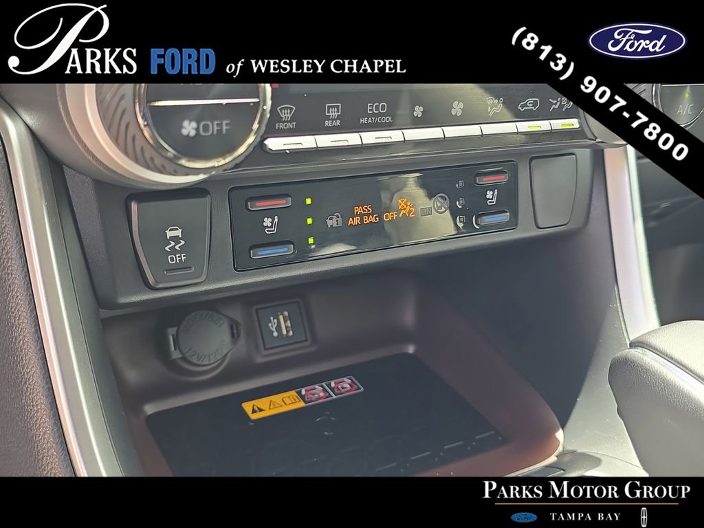 Used 2023 Toyota RAV4 Limited AWD/4WD image 25