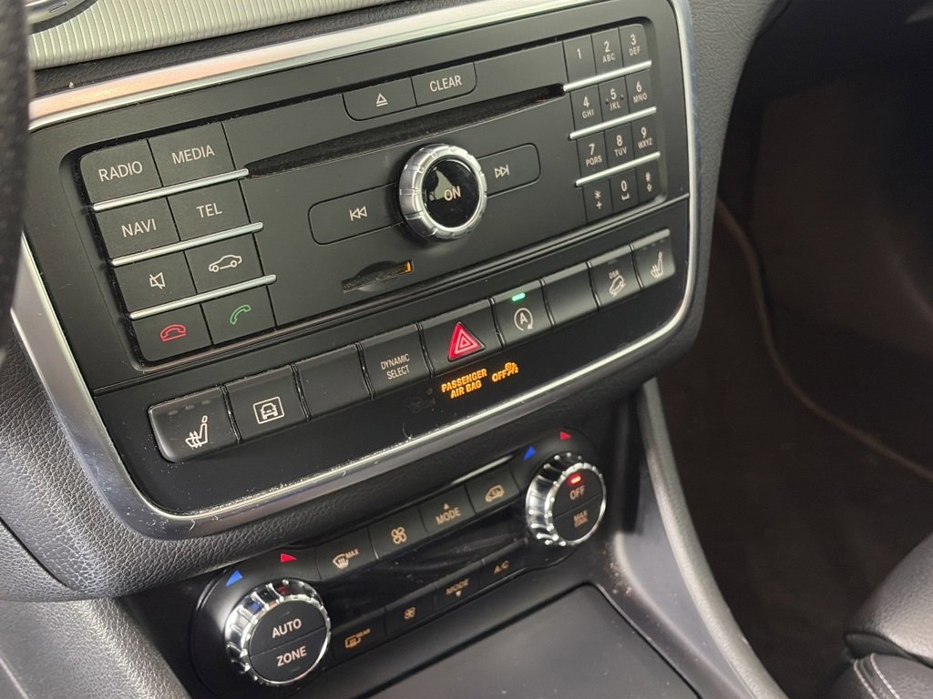 Used 2017 Mercedes-Benz GLA 250 4MATIC image 21