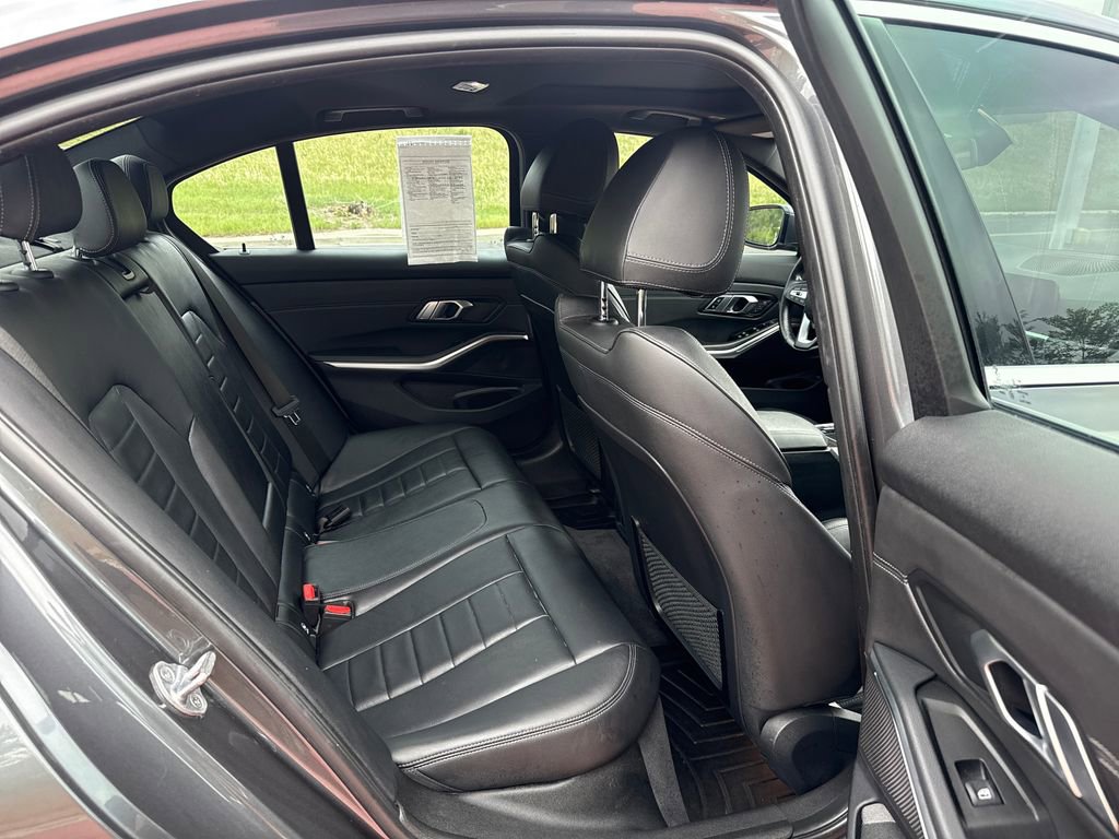 Used 2019 BMW 330i xDrive Sedan w/ Premium Package AWD/4WD image 23