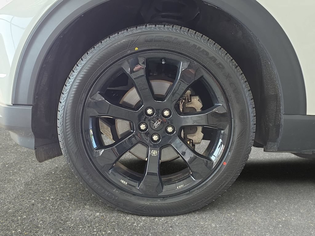 Certified 2023 Ford Explorer ST-Line w/ Class IV Trailer Tow Package AWD/4WD image 30