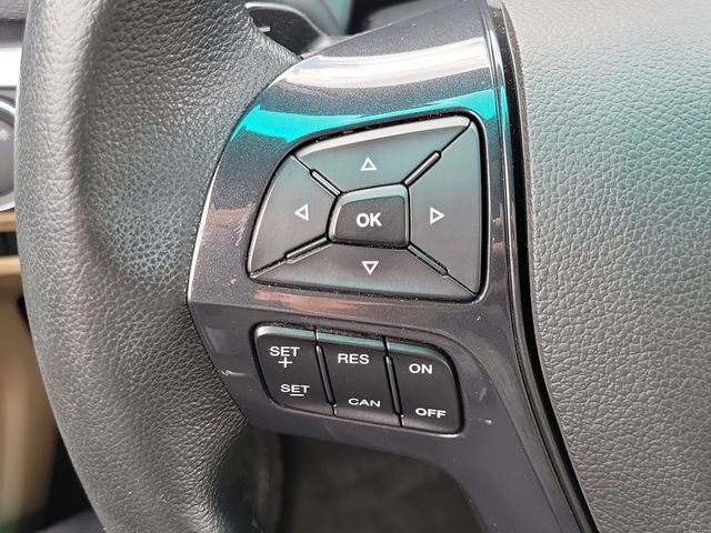 Certified 2017 Ford Explorer XLT w/ Equipment Group 202A FWD image 16
