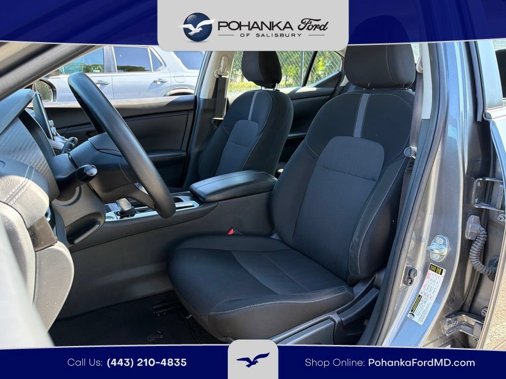Used 2025 Nissan Sentra SV FWD image 18