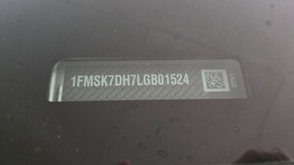 Certified 2020 Ford Explorer XLT image 2