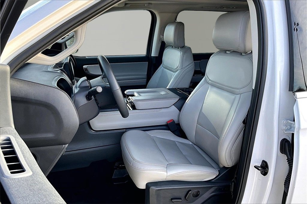 Certified 2025 Ford Expedition Max Active image 25