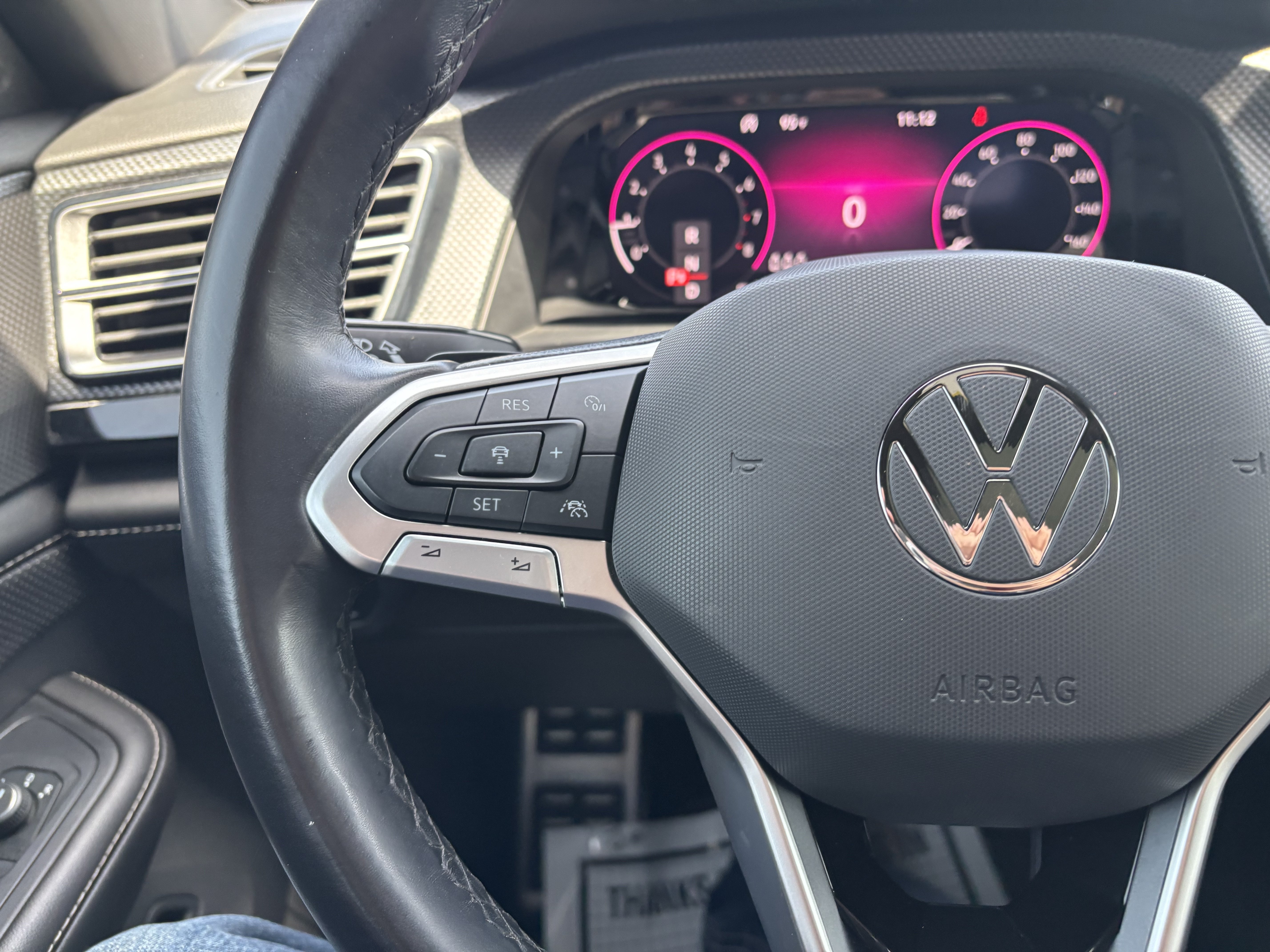 Used 2024 Volkswagen Atlas Cross Sport SEL Premium R-Line AWD/4WD image 30