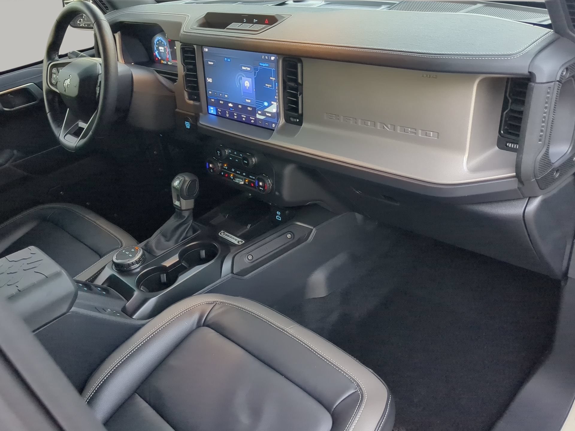 Certified 2025 Ford Bronco Outer Banks AWD/4WD image 47