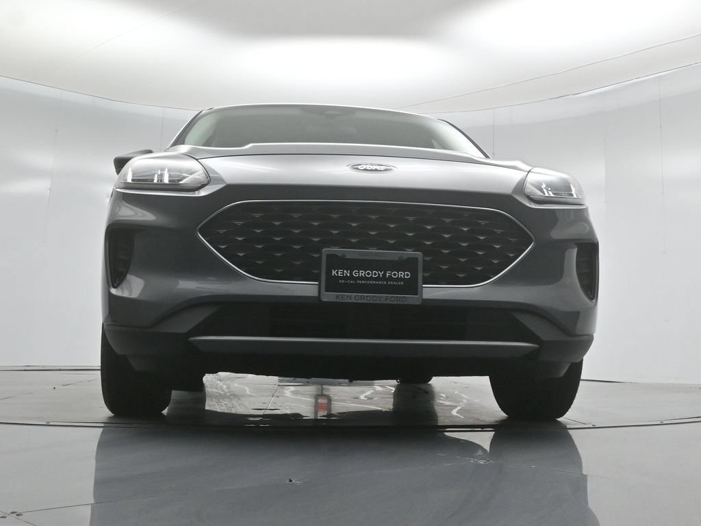 Certified 2022 Ford Escape SE w/ Convenience Package FWD image 45