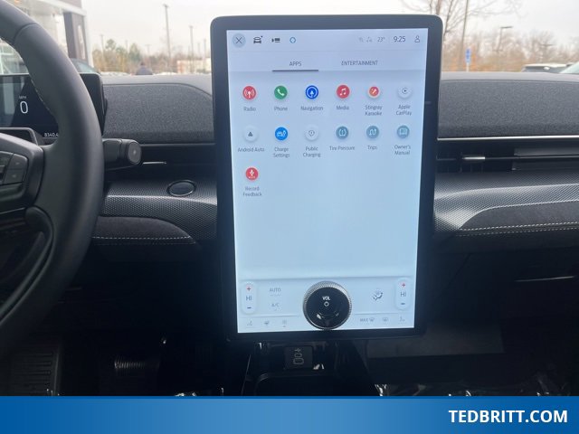 Certified 2025 Ford Mustang Mach-E GT image 32