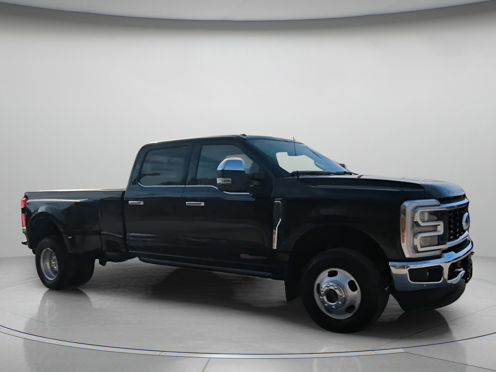 Certified 2024 Ford F350 Lariat w/ Lariat Ultimate Package image 31