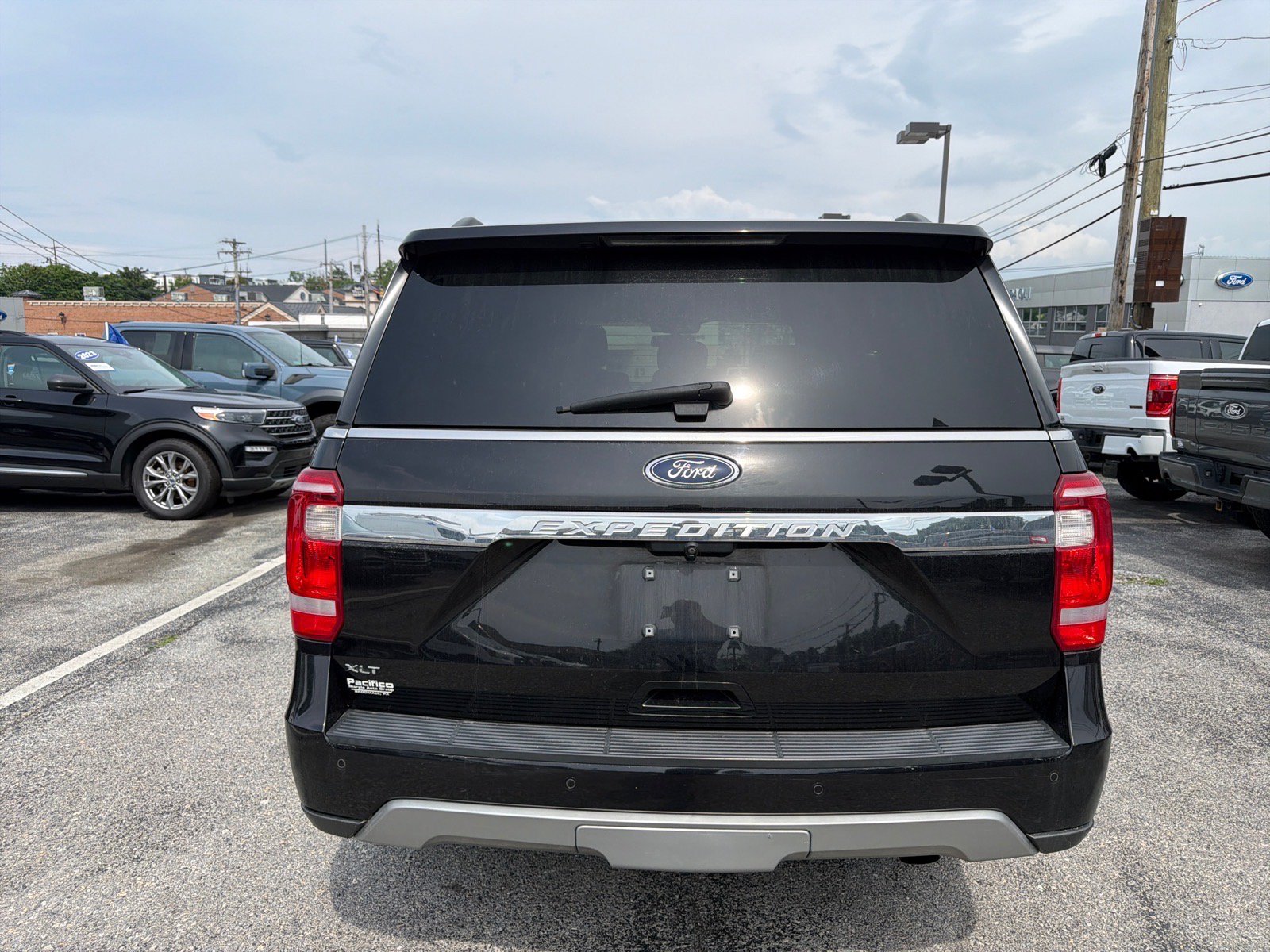 Certified 2021 Ford Expedition XLT AWD/4WD image 5