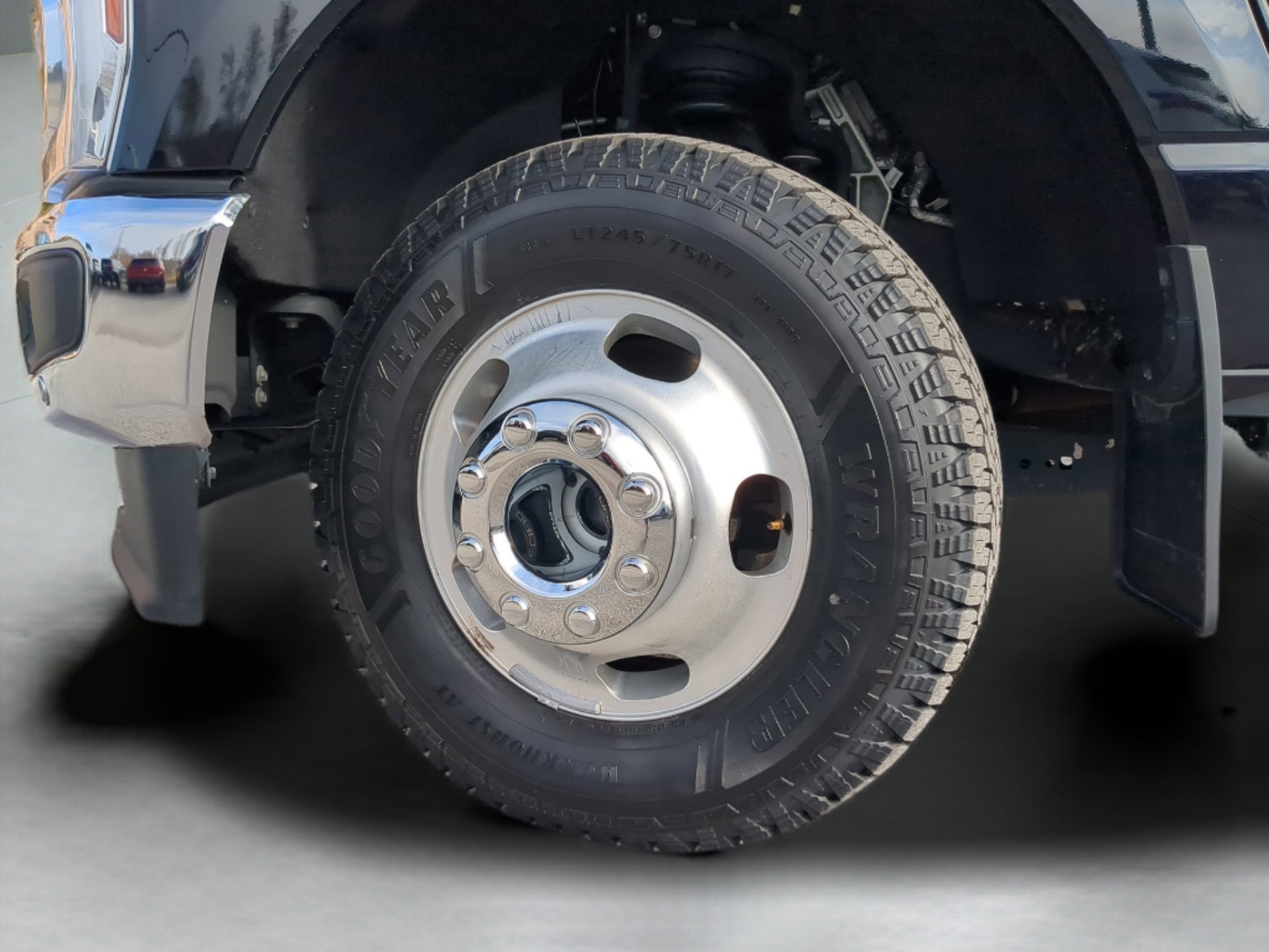 Certified 2024 Ford F350 Lariat w/ Lariat Ultimate Package image 65