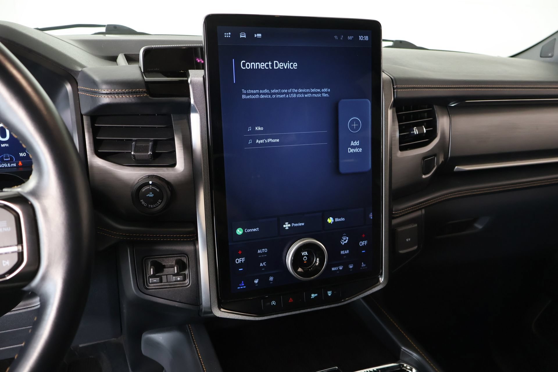 Certified 2024 Ford Expedition Platinum AWD/4WD image 5