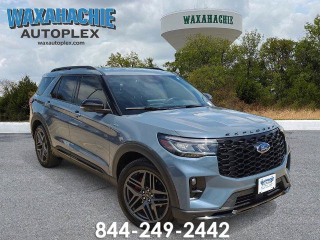 Certified 2025 Ford Explorer ST-Line w/ Premium Package RWD image 1