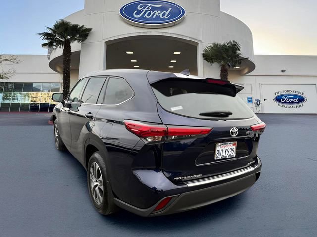 Used 2020 Toyota Highlander XLE image 5