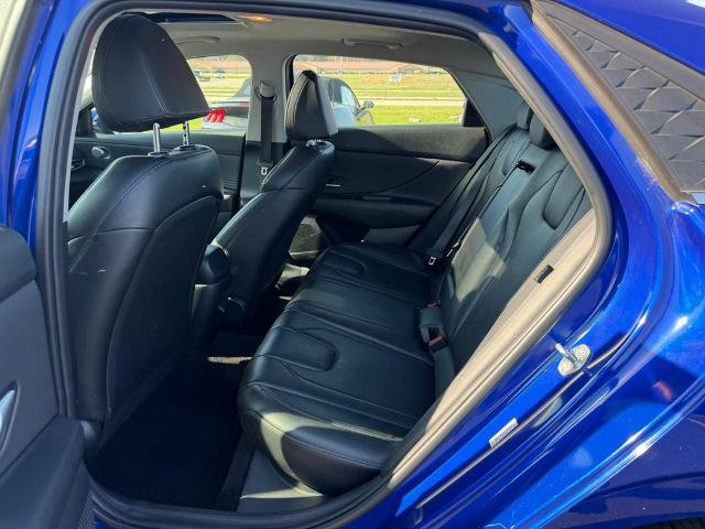 Used 2024 Hyundai Elantra Limited FWD image 9