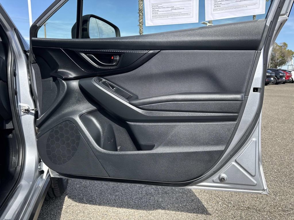 Used 2021 Subaru Crosstrek 2.0i Premium w/ Moonroof Package image 29