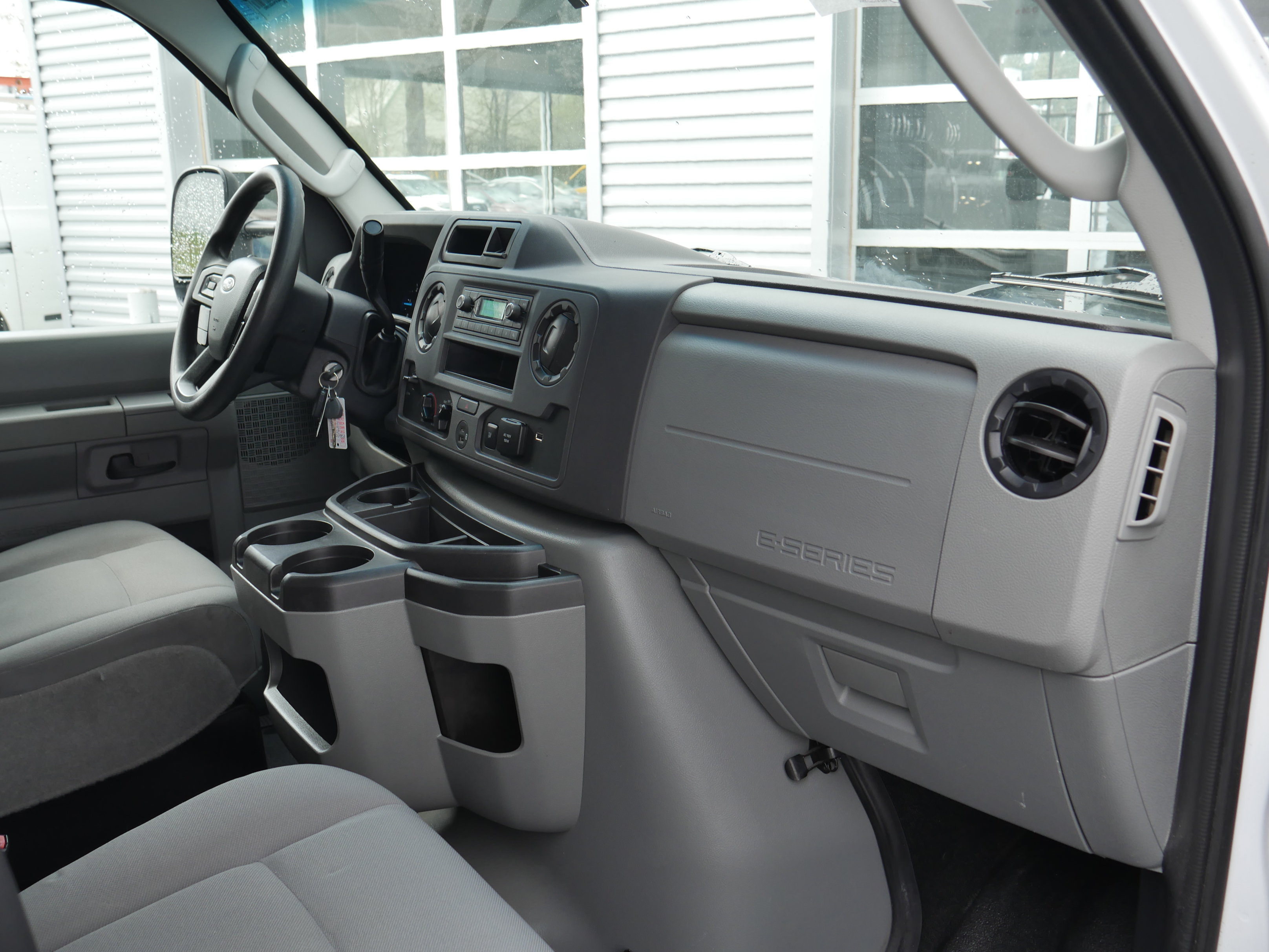 Certified 2025 Ford E-450 and Econoline 450 Super Duty w/ Power Equipment Group RWD image 16