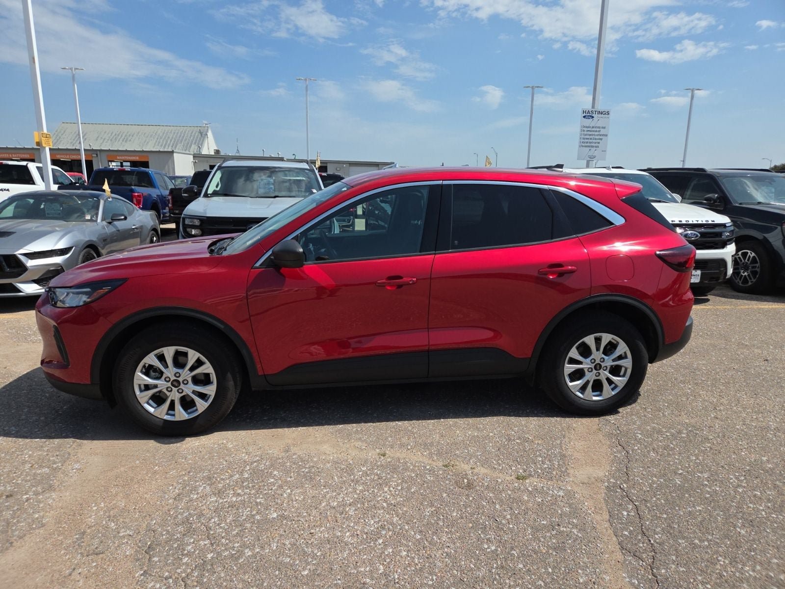 Certified 2023 Ford Escape Active AWD/4WD image 6