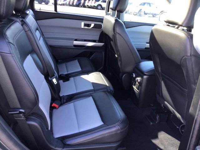 Certified 2023 Ford Explorer XLT w/ Equipment Group 202A AWD/4WD image 23