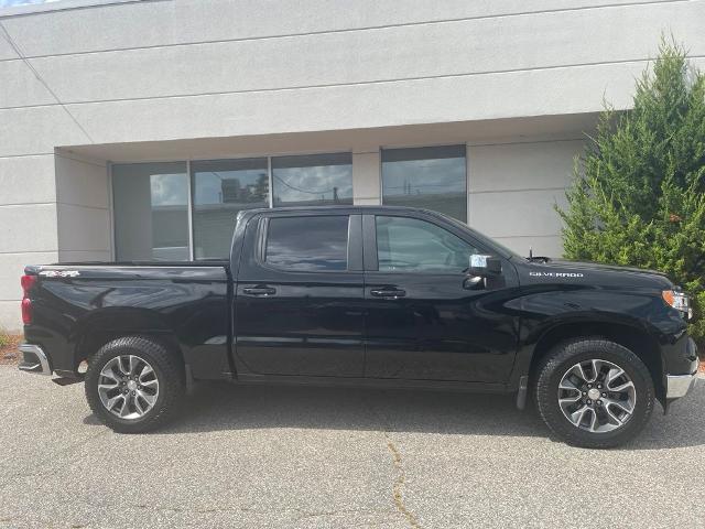 Used 2024 Chevrolet Silverado 1500 LT AWD/4WD image 5
